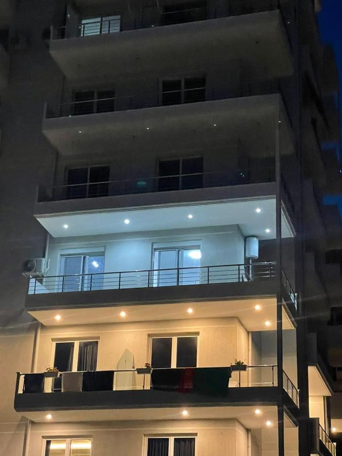 Sea & Sun Apartment Vlorë Exteriör bild