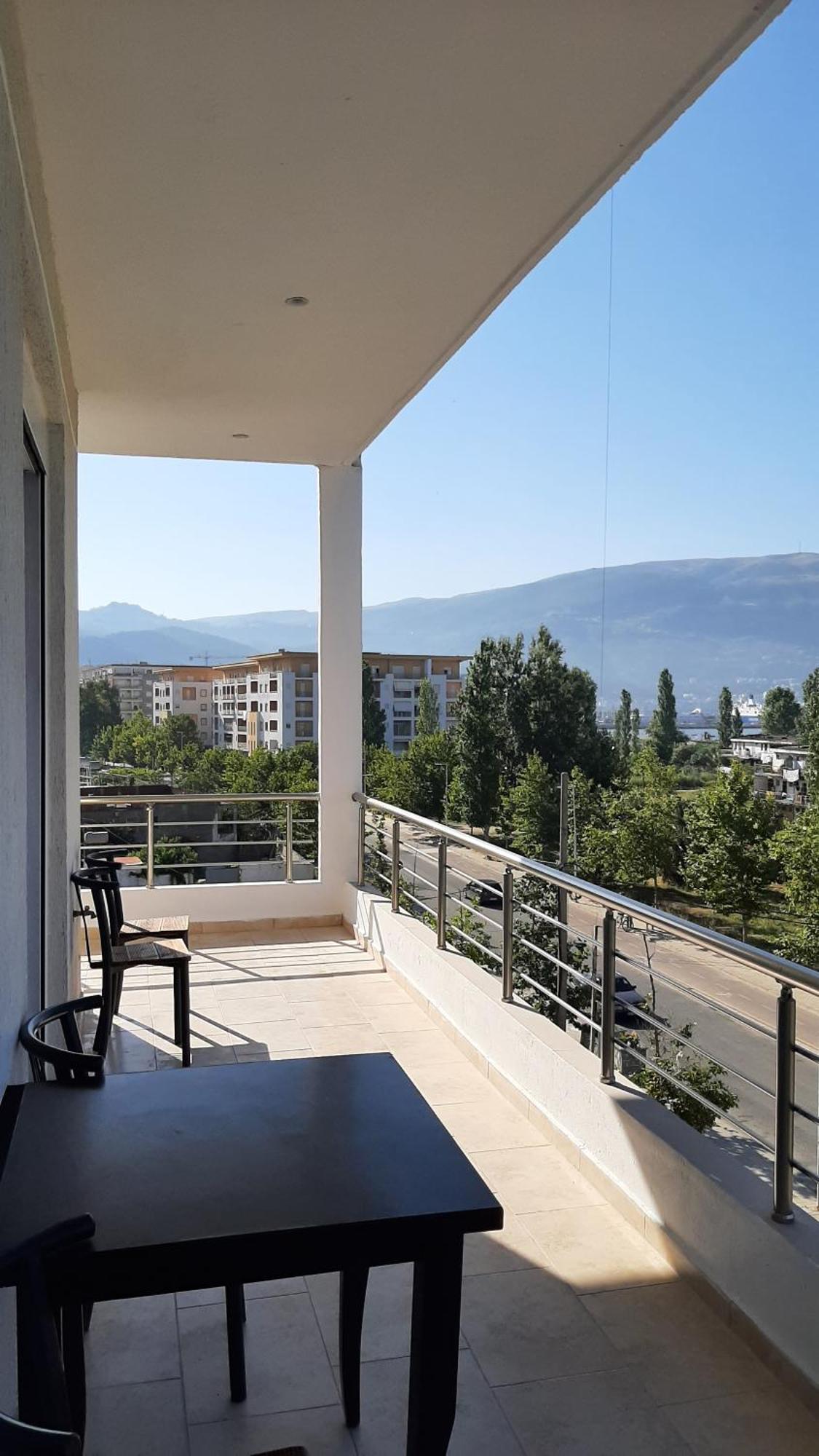 Sea & Sun Apartment Vlorë Exteriör bild